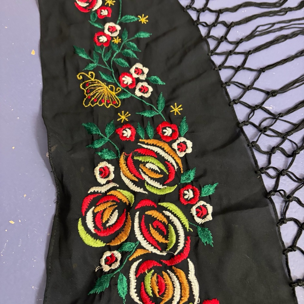 Cejon Black Shawl with Colorful Floral Embroidery - Picture 4 of 10